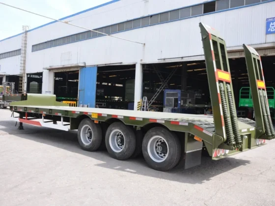 3-Axle 60 Ton Lowbed Trailer for Excavator