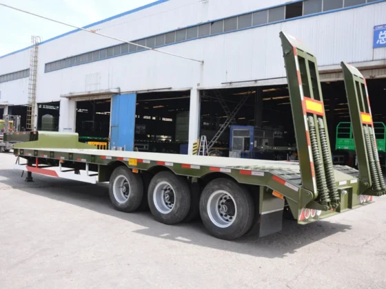 3-Axle 80 Ton Lowbed Trailer for Excavator