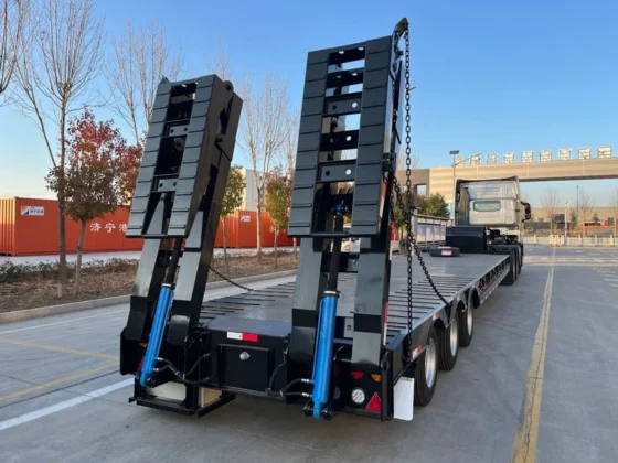 3-Axle 150 Ton Lowbed Trailer for Excavator