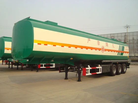 Semi-remorque citerne à carburant en acier carbone 40 000 L à vendre