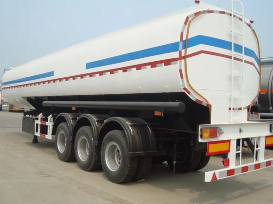 Semi-remorque citerne à carburant en acier au carbone 50000L à vendre