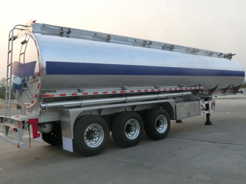 20-55m³ Fuel Tanker Semi-Trailer for Sale