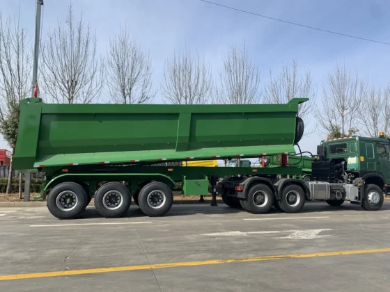 3-Axle 30 Ton 30ft Tipper Trailer for Excavator