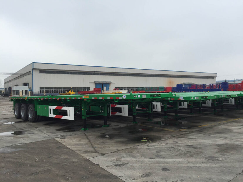 Flatbed vs. Lowbed Semi-Trailers: Compare the Loading Task