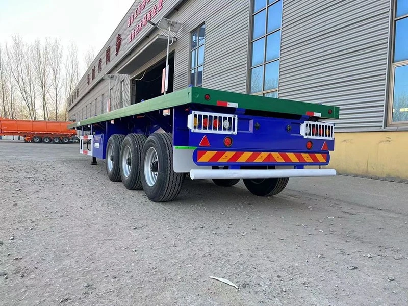 Gjysmërimorkio me Platformë të Rrafshët 30 Ft Gjysmërimorkio me Platformë të Rrafshët 30 Ft