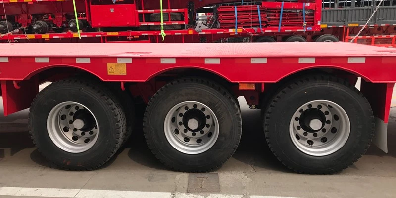 3 Axle 80 Tons Lowbed Semi Trailer for Sale 3 Axle 80 Tons Lowbed Semi Trailer for Sale