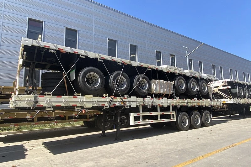 3 Axles 40ft Flatbed Trailer 3 Axles 40ft Flatbed Trailer