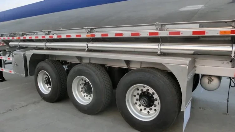 Oil Tanker Trailer Oil Tanker Trailer
