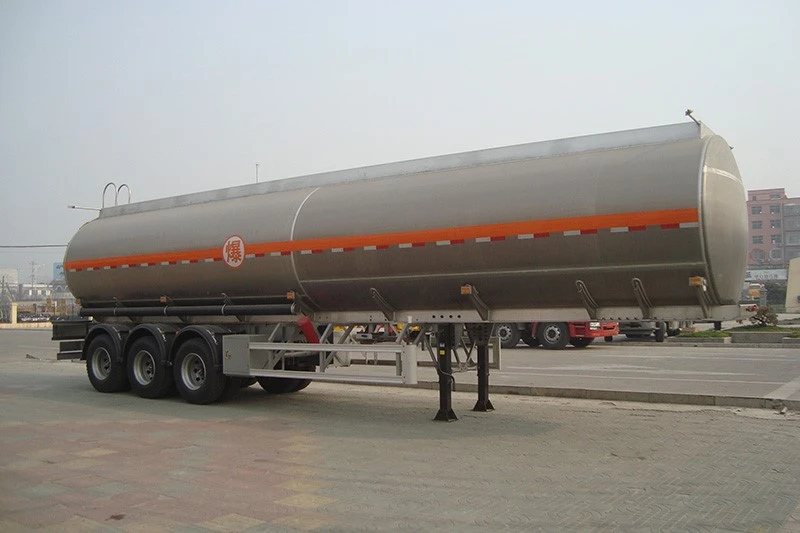 3 Axle Oil Tank Trailer 3 Axle Oil Tank Trailer
