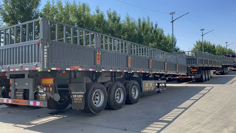3 Axle Fence Semi Trailer