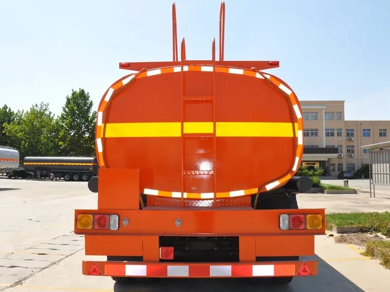 5000 gallons gasoline tanker trailer with anti-overflow valve and explosion-proof manhole cover